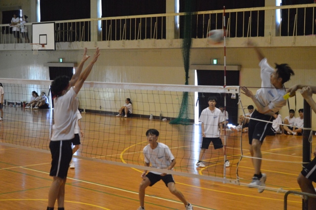 男子バレー１
