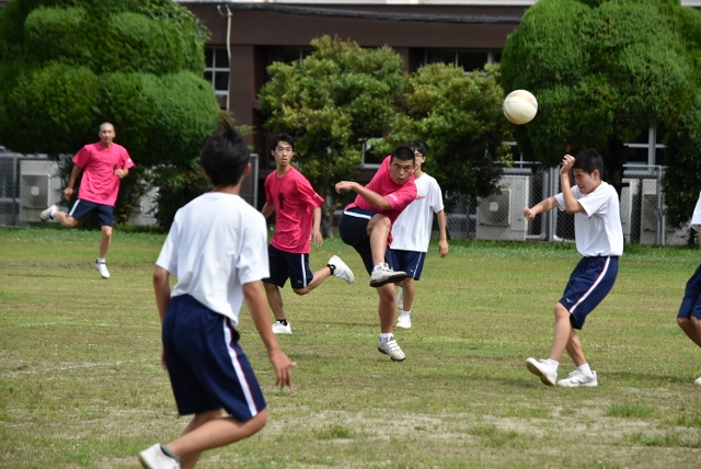 サッカー２