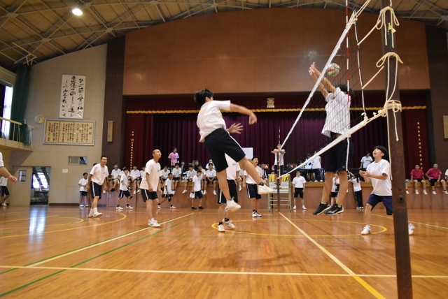 男子バレー６